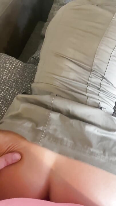 Zavođenje tajnice Ona zna kako zadovoljiti svog šefa duboko i polako,