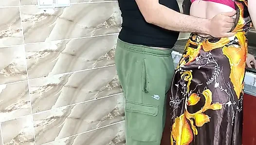 Arap porno khaliji sharmota ve büyük yarak khaliji