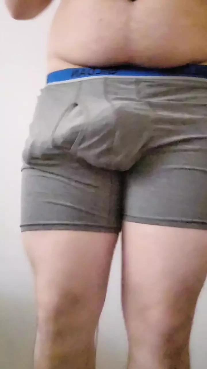 Cha dượng béo rên rỉ được một tay asmr joi