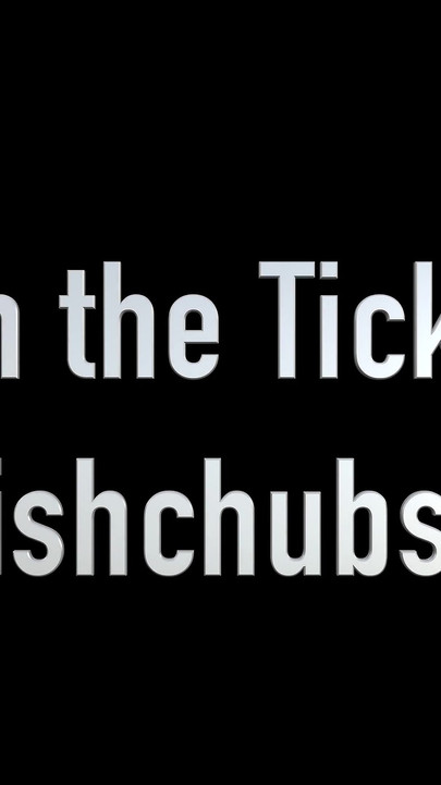 Cdubs को अच्छी गुदगुदी मिलती है!