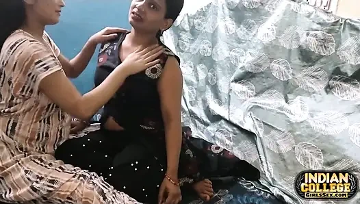 Video bokep ibu-ibu hot lesbian india!