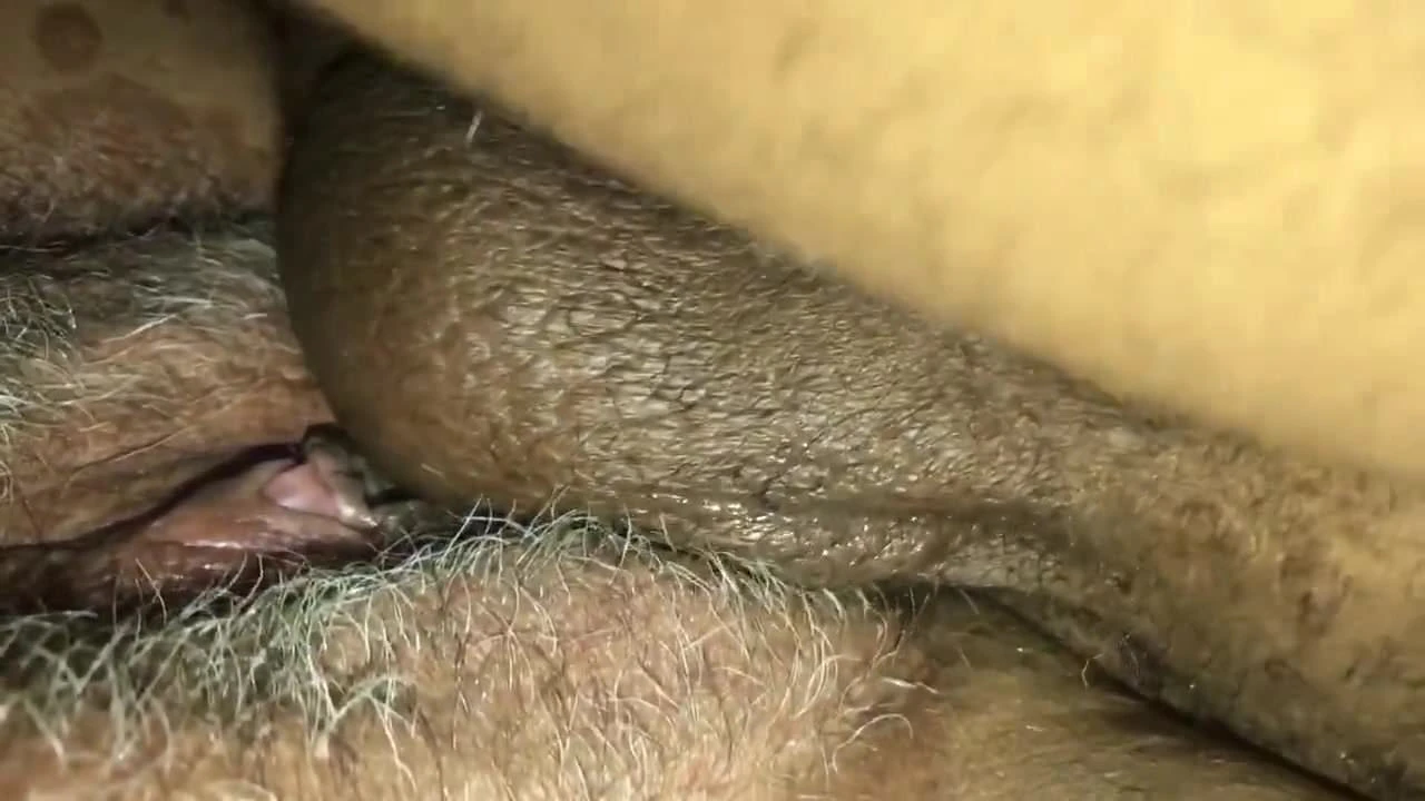 SIDEWINDING THAT WET PUSSY