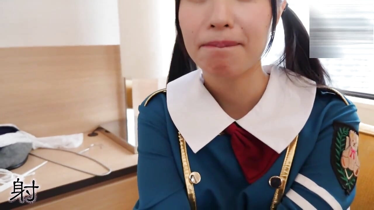 Slutty Asians. Sudut pandangan pertama seks dengan creampie untuk awek kolej