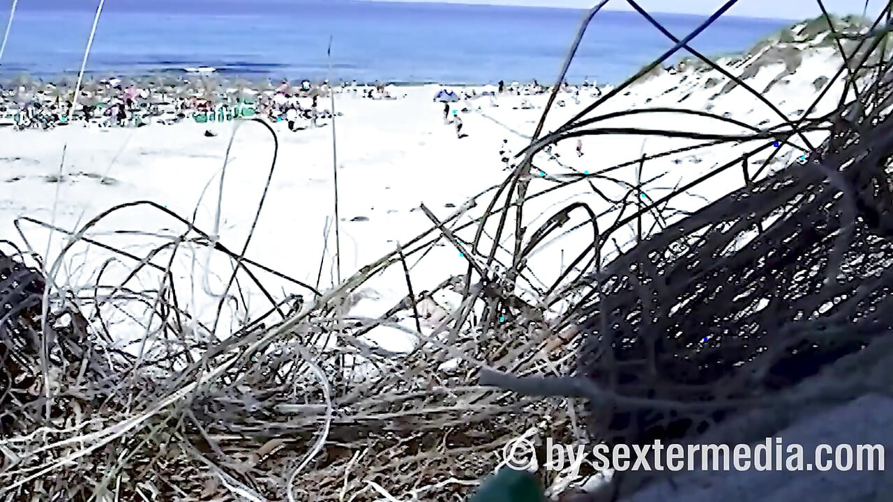 Beach Girl Barbetta Gets Naked in the Bushes