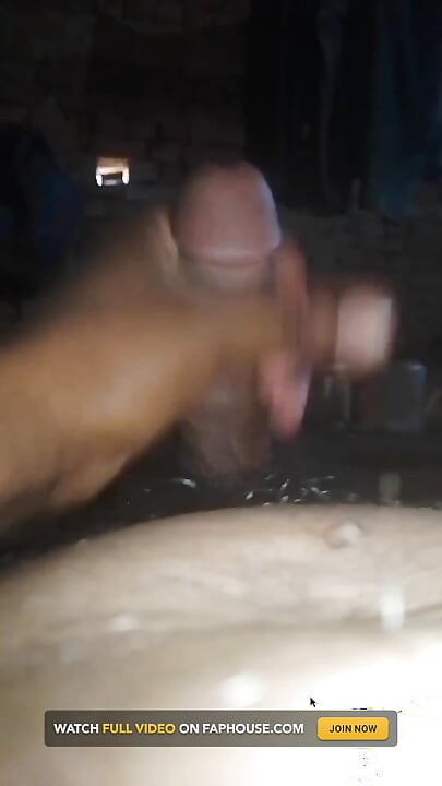 Indijski kurac POV svršavanje