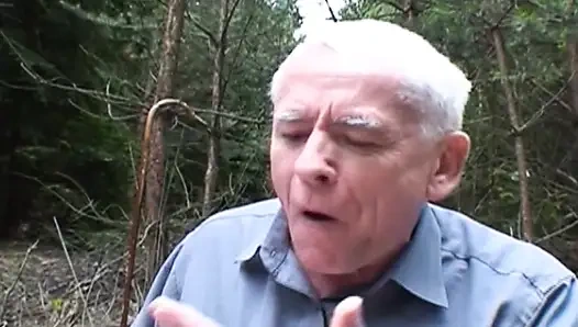 Granma, opa und das junge mädchen machen drei!