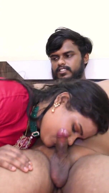 Trenutak koji morate vidjeti iz "Najviralnijeg videa indijskog tamilskog para potpuno romantičan"