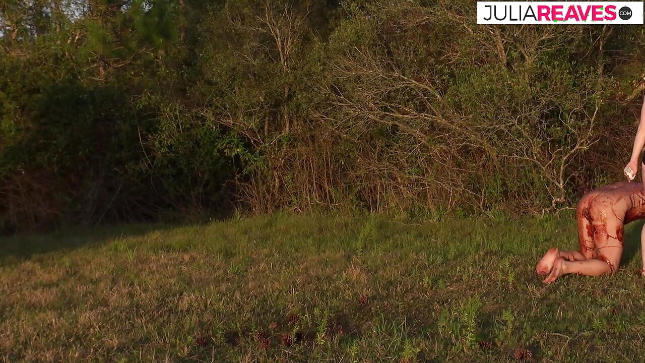 Jngal men hamare pas apna gulam hai