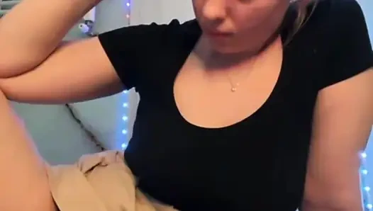 Jucielussie fingering tight anal and pink pussy