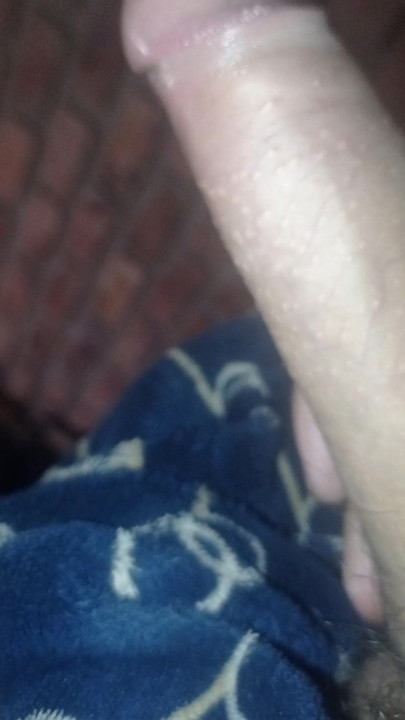 I practice anal sex with myself very rich