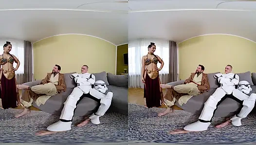 Nerdy Star Wars Cosplay Threesome Before Comic-Con - VR