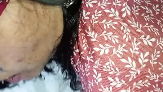 Suri lagi asik dientot gaya doggy sama kontol sampai matanya menganga lebar