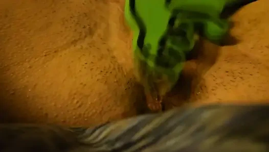 Шлепанье киски