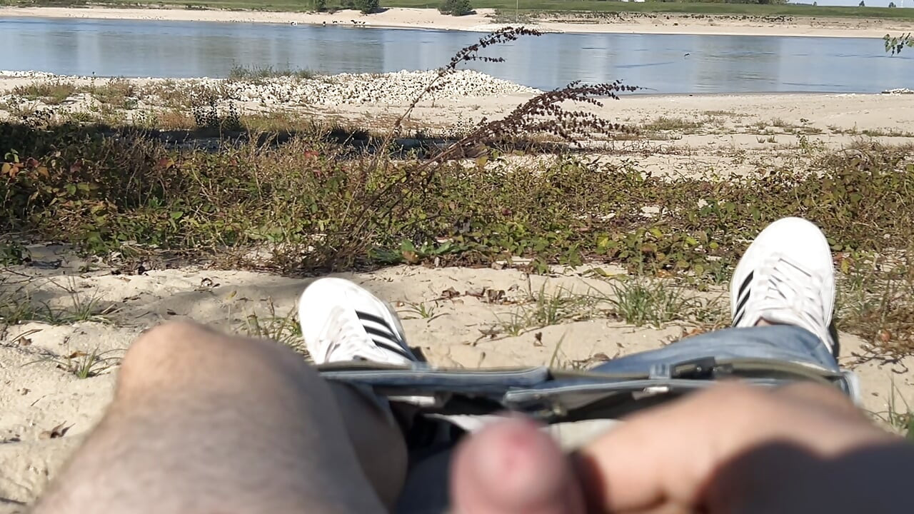 Ochlably penis vedle vody