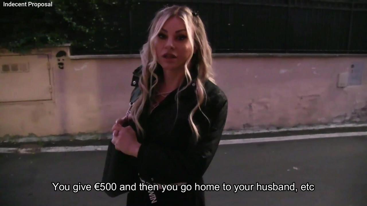 非常性感的意大利熟女神圣地吮吸鸡巴