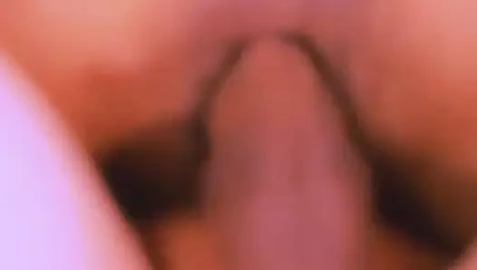 Aku nggak bisa nolak kontol gemuk sahabat itu dan berujung ngentot kontol