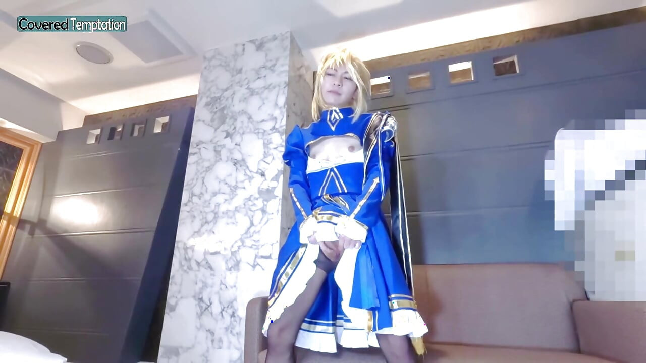 Cosplayer Beauty împarte o întâlnire privată intensă lăsând o chimie de neuitat în urmă împreună
