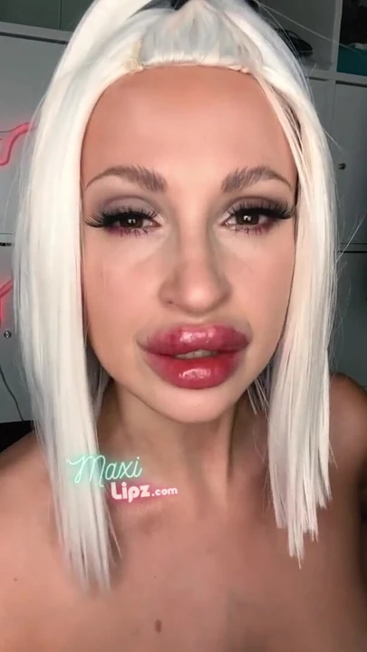 Thrilling moment from "MAXI LIPZ -maxitease- Why I'm banned on tiktok!"