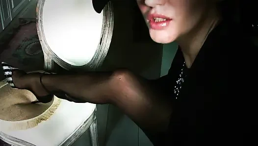 Cadı ev kadını nüks ediyor