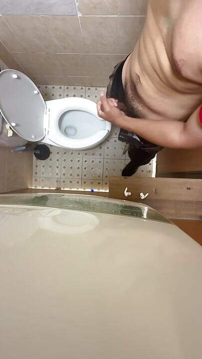 Chubby Teen Jerk off