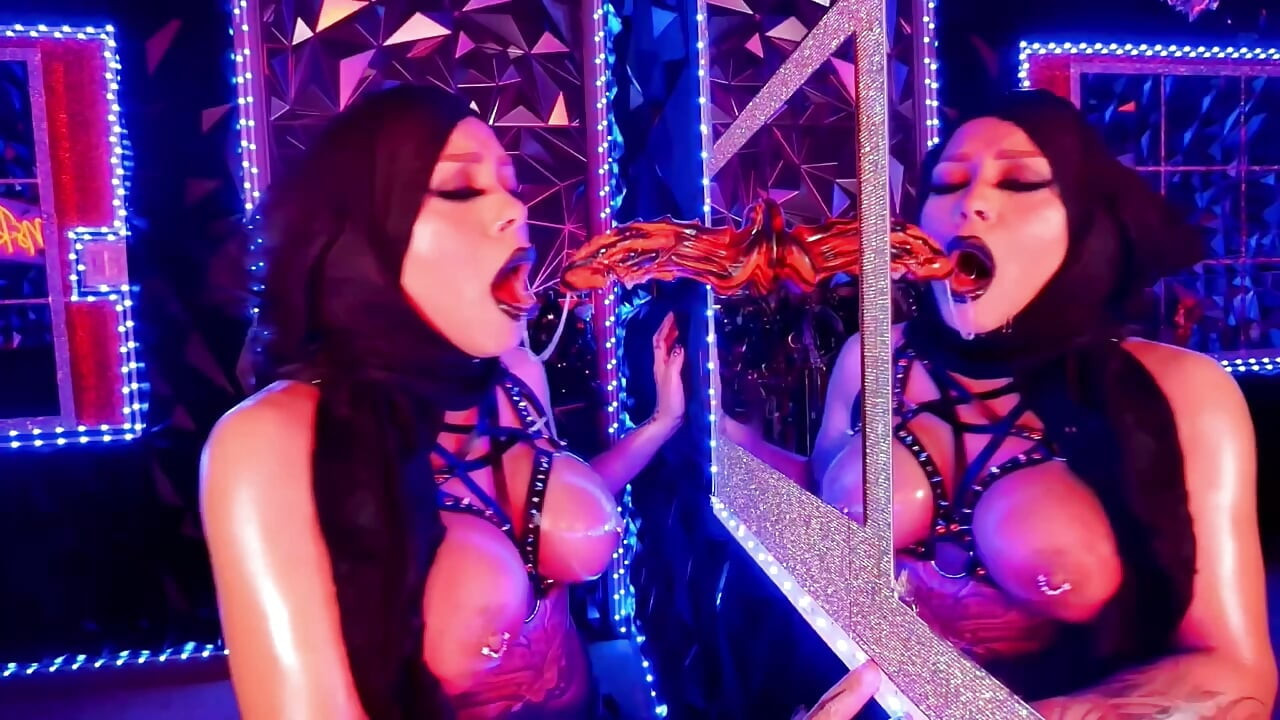 Hidżab Dziewica wypełnia w "złej wierze"