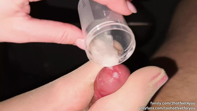 How many cumshots in this cup car footjob