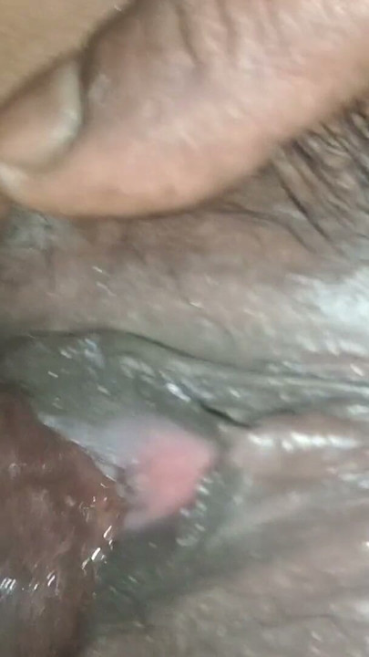 Desi Indian Girls Pela Measures Baby Ku Pela | Clip 1