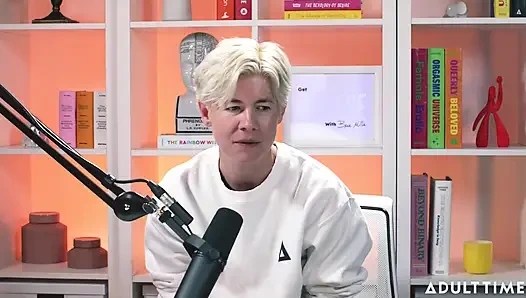 Chanel Camryn: Ratu Yang Bergeliat. The Adult Time Podcast