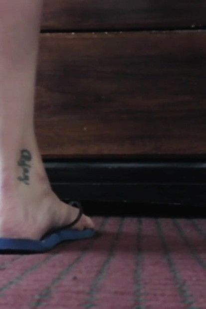 Flipflops bermain sepatu alami