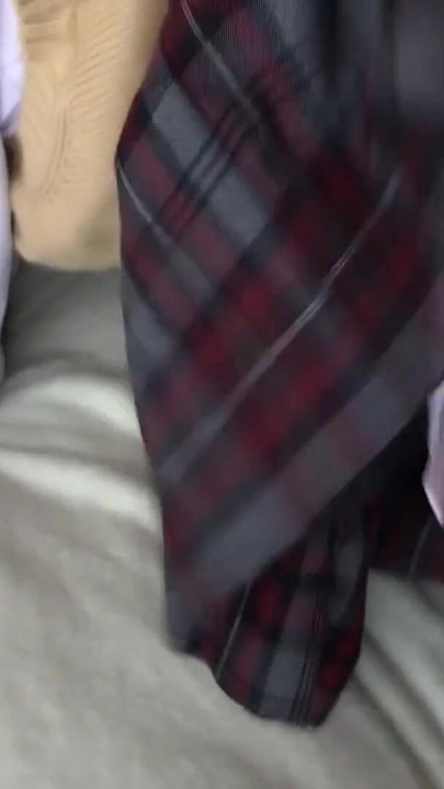 Silný okamžik z "Soukromé vaginální natočené video, kde studenti a učitelé překročí hranici, odstraním jej okamžitě"