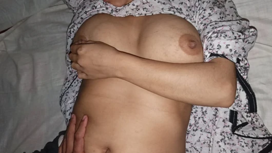 DESI INDIAN CUTE HOT HORNY GIRLFRIEND, FUCKING WITH HER EX BOYFRIEND IN HOTEL ROOM.