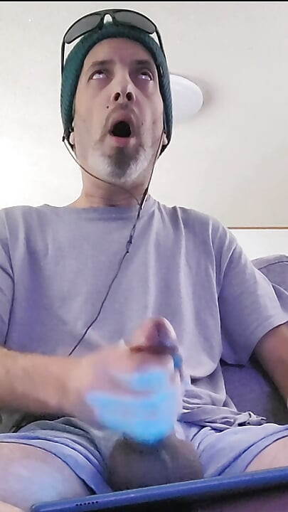 Fat cock cumshot