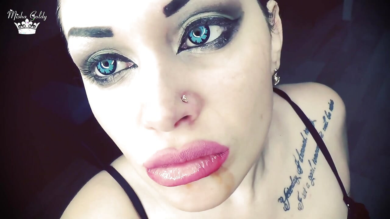 Giantess zjada 5 niewolników czystości, którzy ukradli klucze!