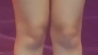 Rendons tous hommage aux jambes de la déesse sexy de Jennie