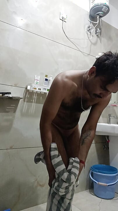 indian desi man sex and show shower shoe and masterbation