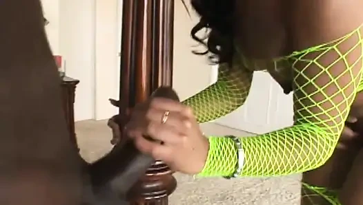 Amcıktaki iki yarak her zaman güzel