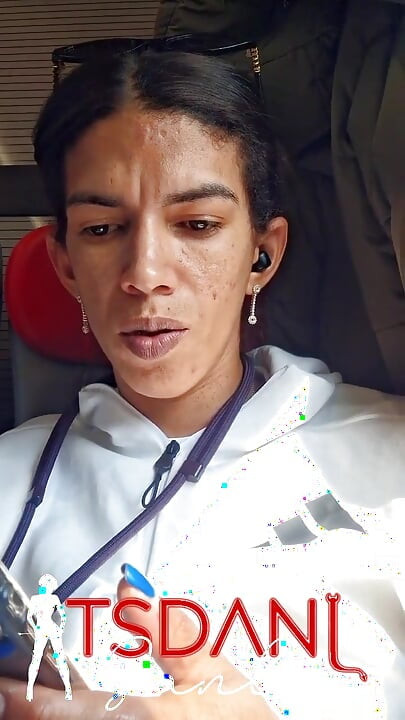 Follow Me TS Dani Santos