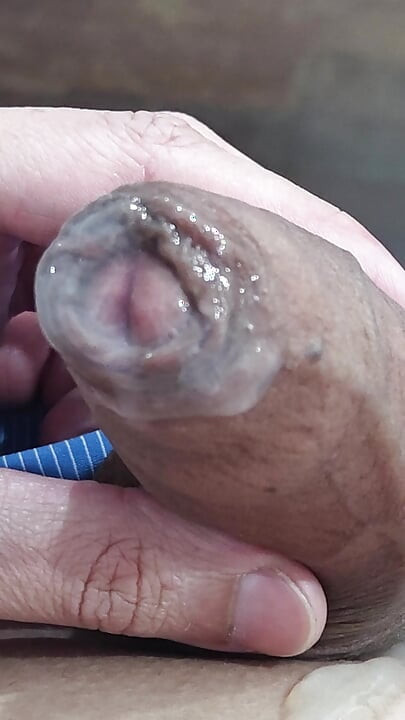 Penisim spermle ıslak