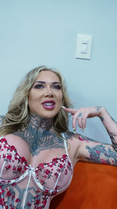 Hot Bts with a Tatoo Hottie