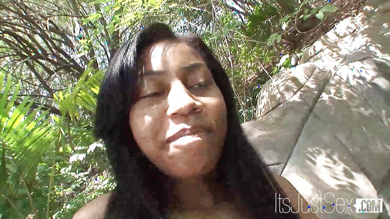 Dolce Damone Fucks a Big White Cock After Solo Play (Daddys Got A Sweet Tooth)