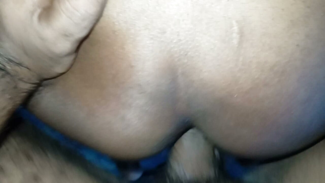 Mi novia se enfada al ver una polla enorme Novia desi follada duro por su novio disfrutando de mi vídeo sexual
