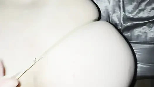 Frohes neues jahr, asiatisches teen mädchen im doggystyle mit creampie am ende gefickt