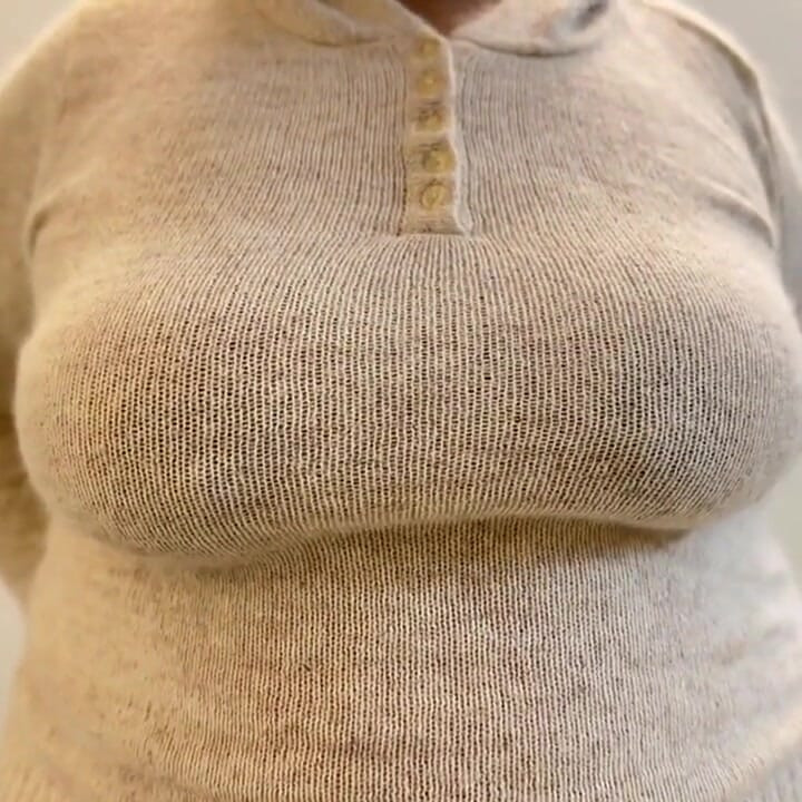 सौतेली बहन और सौतेला भाई चुदाई कर रहे हैं जब मम्मी-पापा घर पर नहीं हैं