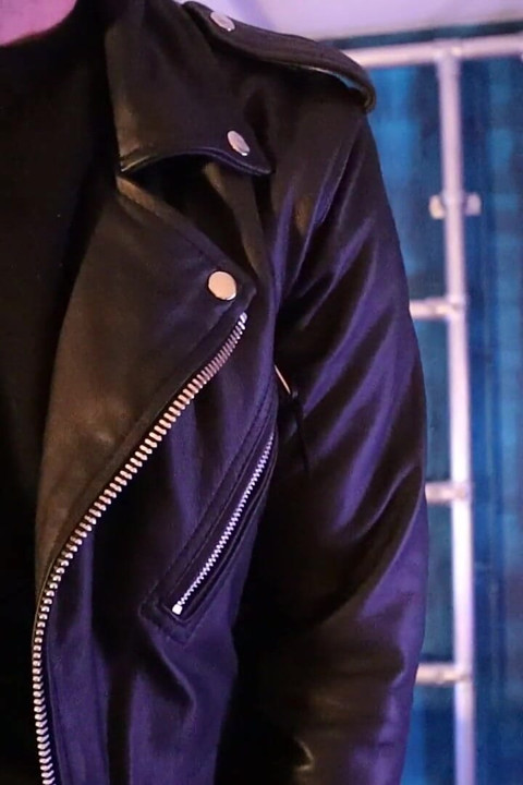 Apologise for That Tiny Cock (4k)