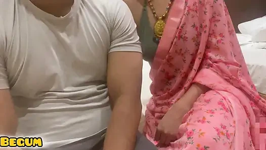 Desi bhabhi wurde von seinem ex-liebhaber allein zu hause gefickt