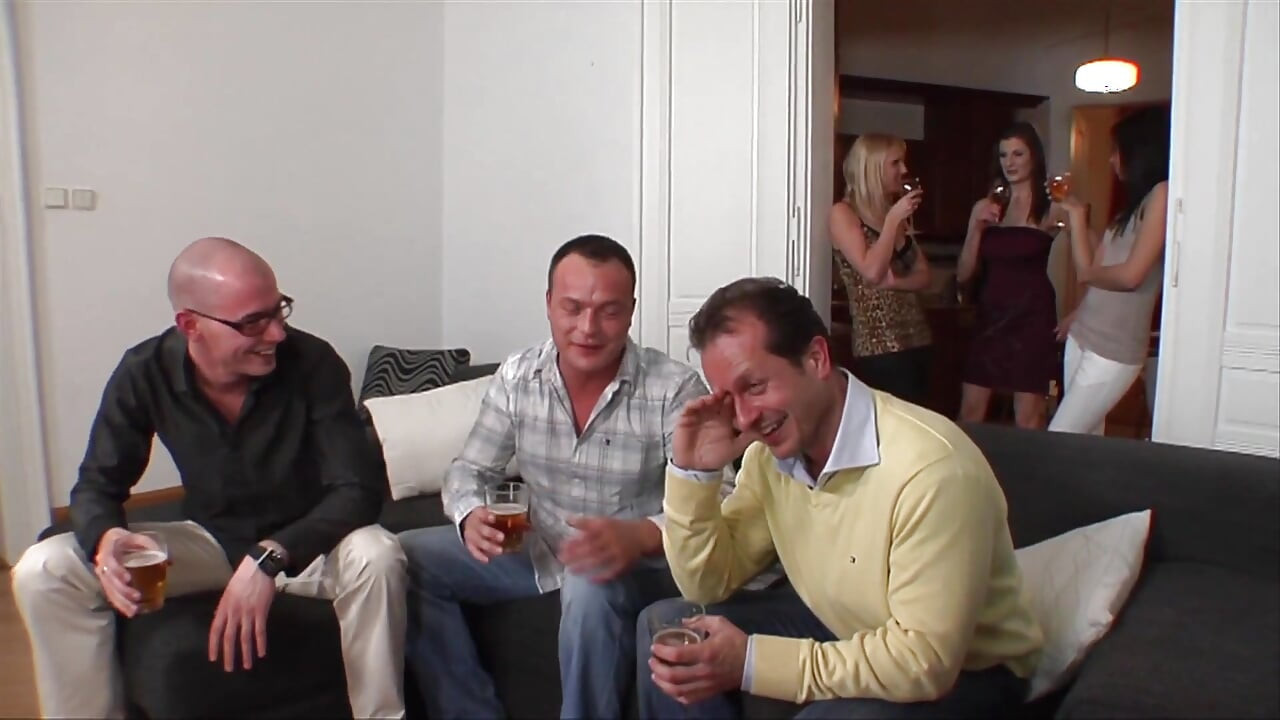 Swingers orgías escena 2 grupo follando divertido