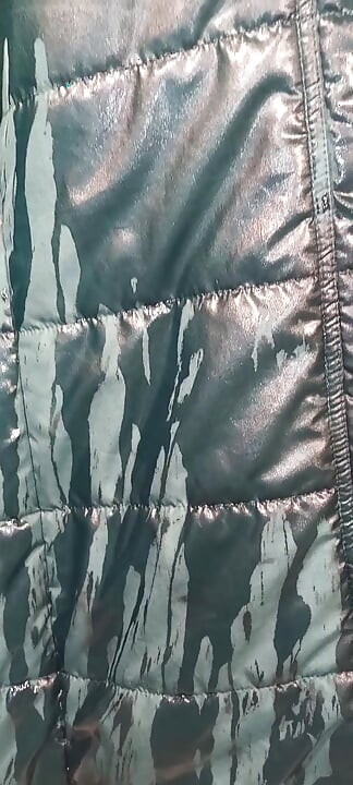 7 Golden showers and 1 cumshot on her puffercoat