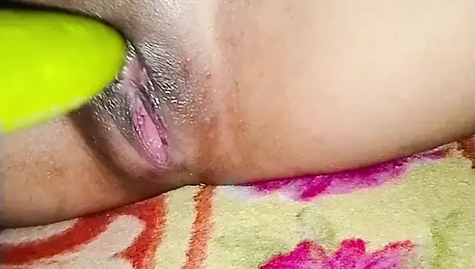meri sexi bhabhi ne apni khubsurat chut me dali bhot bada loki dala or apne boobs ko bhi khub dbayi.