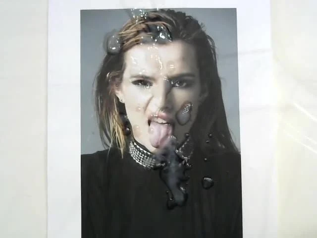 Bella Thorne omaggio 3