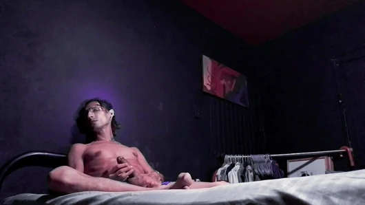 Transformation Anger porn video – He takes off his anger trying a cumshot: raba erre big